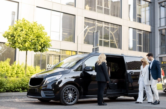 Why Choose Us Section Column Image